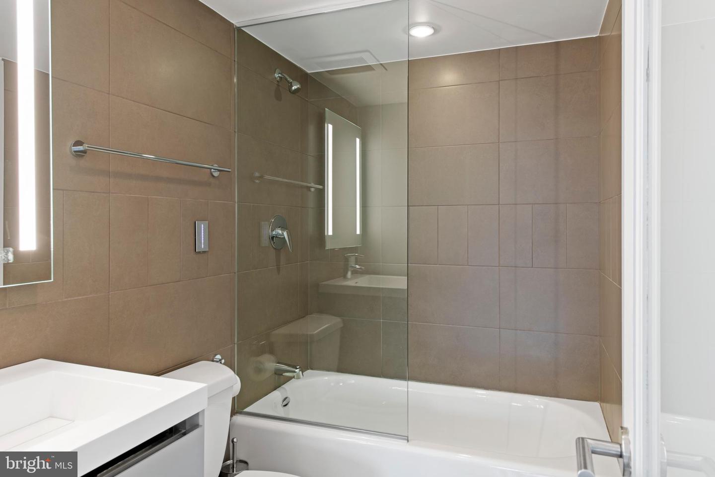 1515 15th St Nw #422 Property Photo 18
