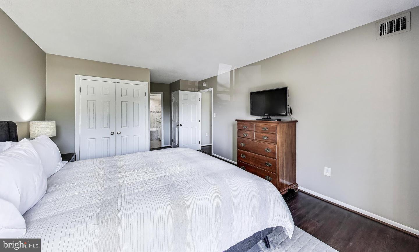 2111 Wisconsin Ave Nw #109 Property Photo 22