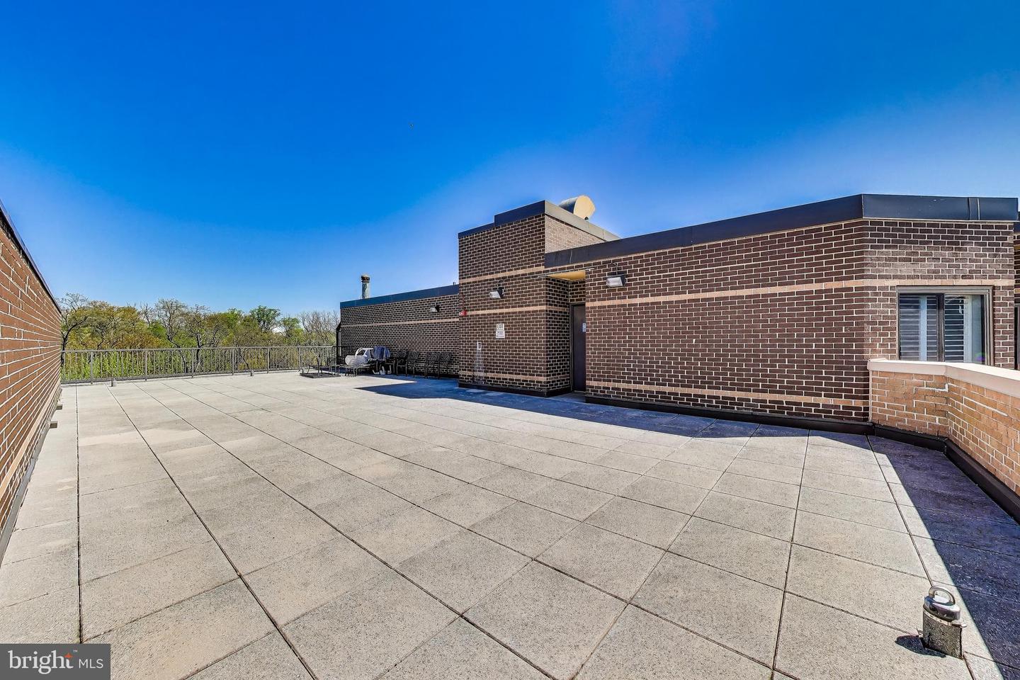 2111 Wisconsin Ave Nw #109 Property Photo 44