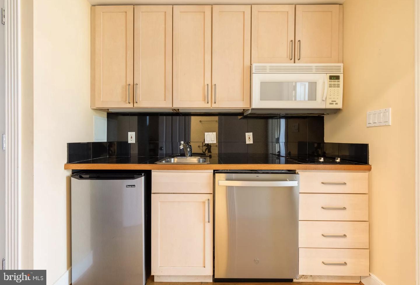 1771 T St Nw Property Photo 9