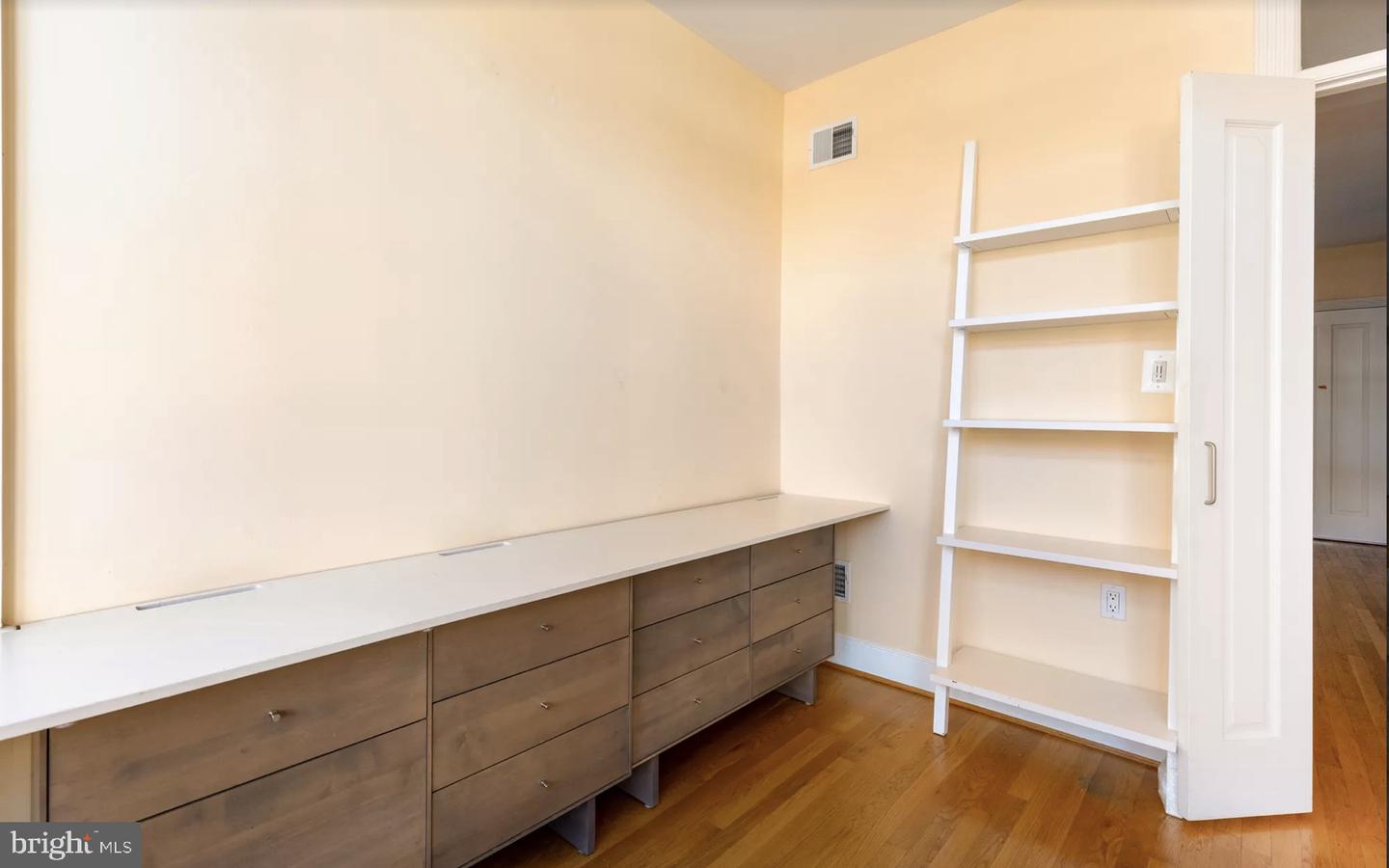 1771 T St Nw Property Photo 15