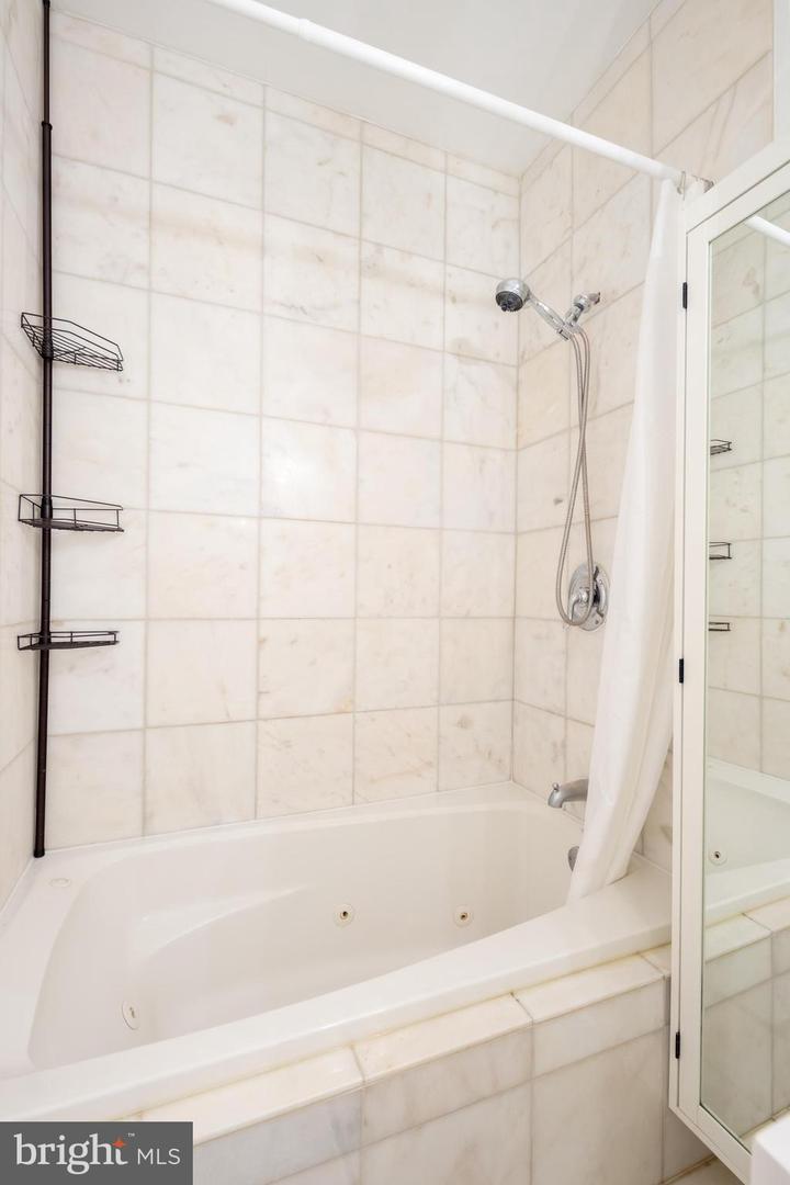 1835 Mintwood Pl Nw Property Photo 44