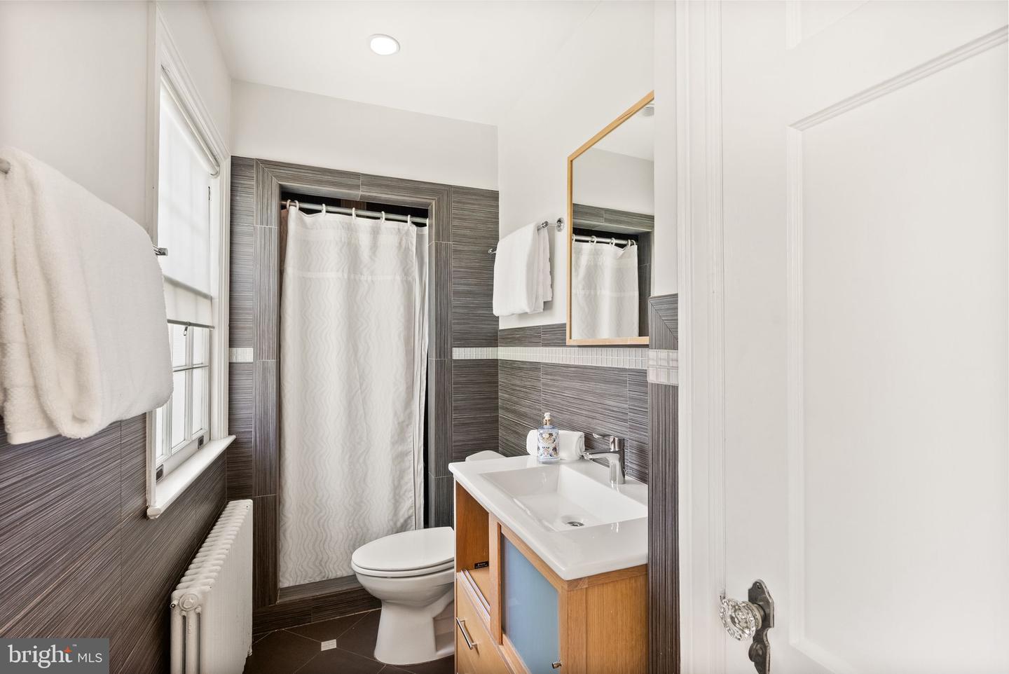 4206 Ingomar St Nw Property Photo 23
