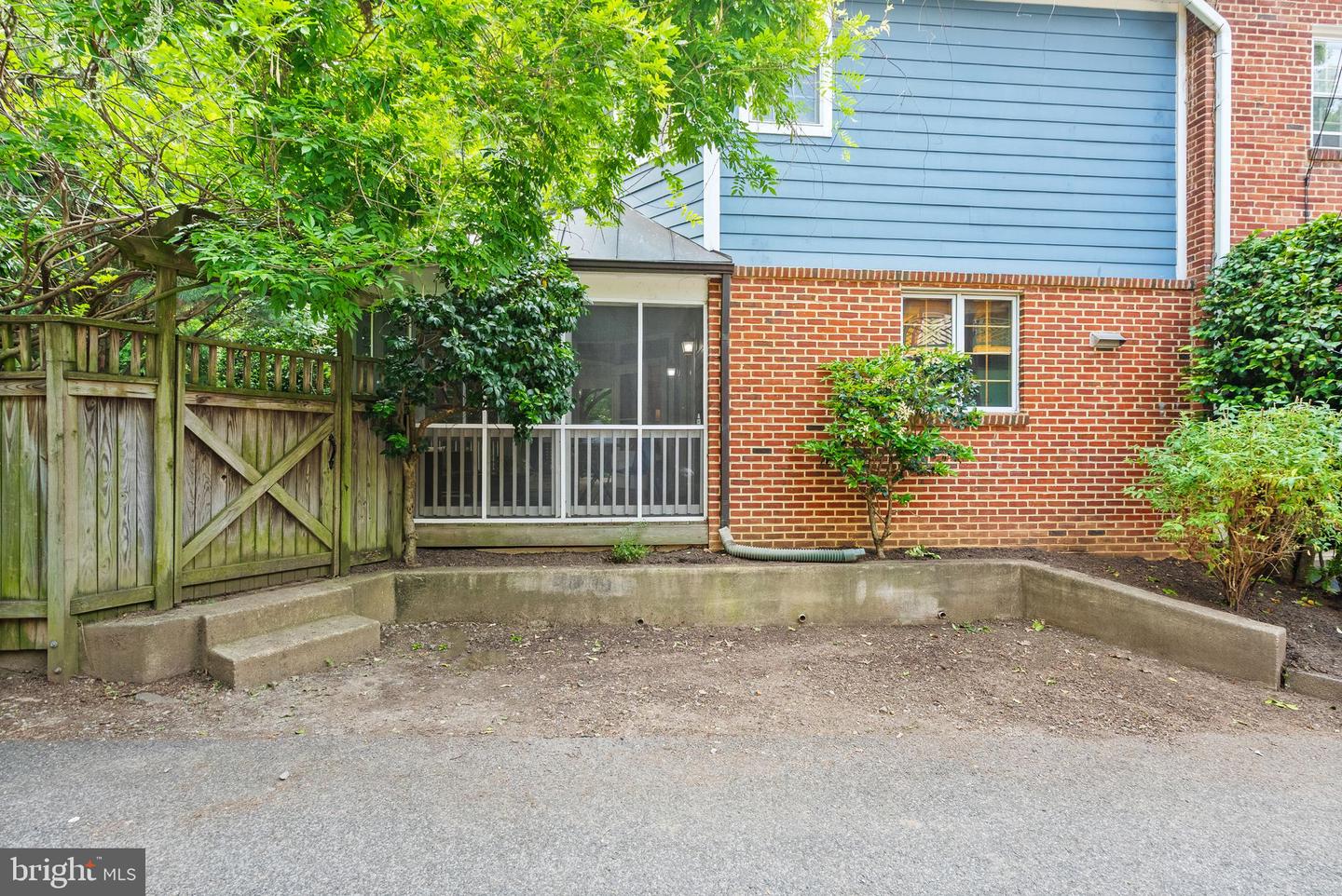 4206 Ingomar St Nw Property Photo 41