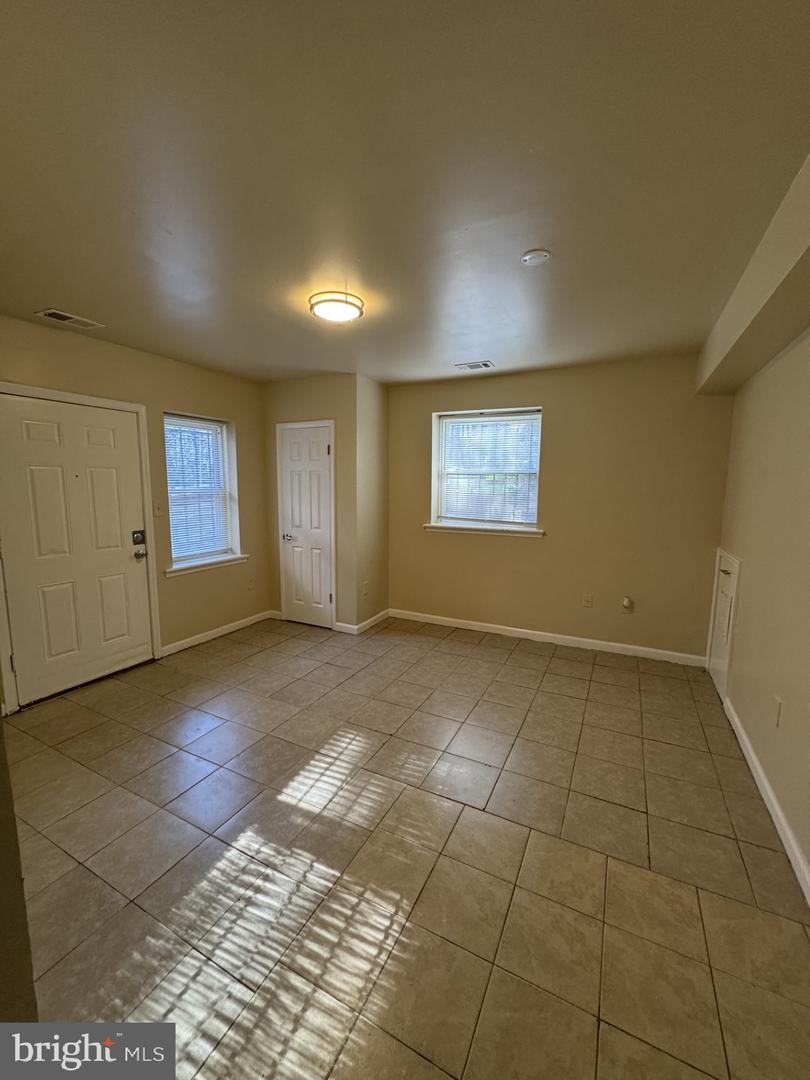3130 Buena Vista Ter Se Property Photo 17