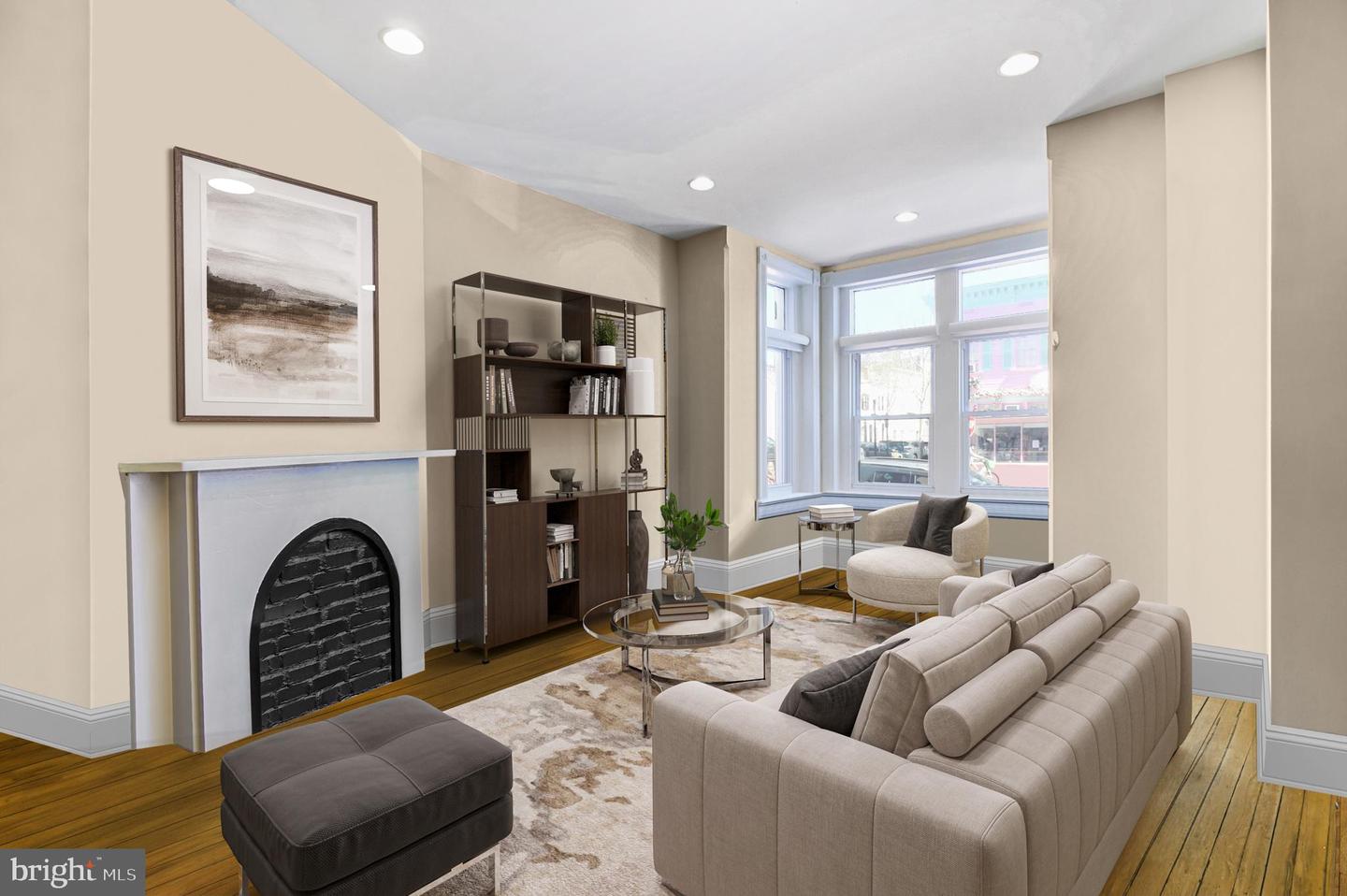 1330 35th St Nw Property Photo 4