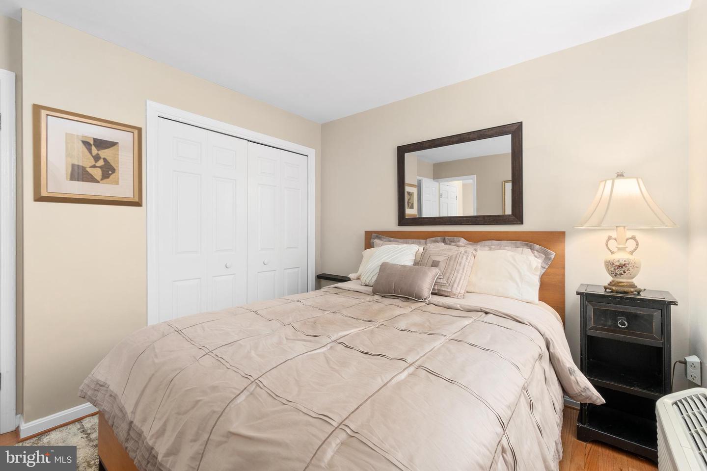2145 California St Nw #102 Property Photo 5