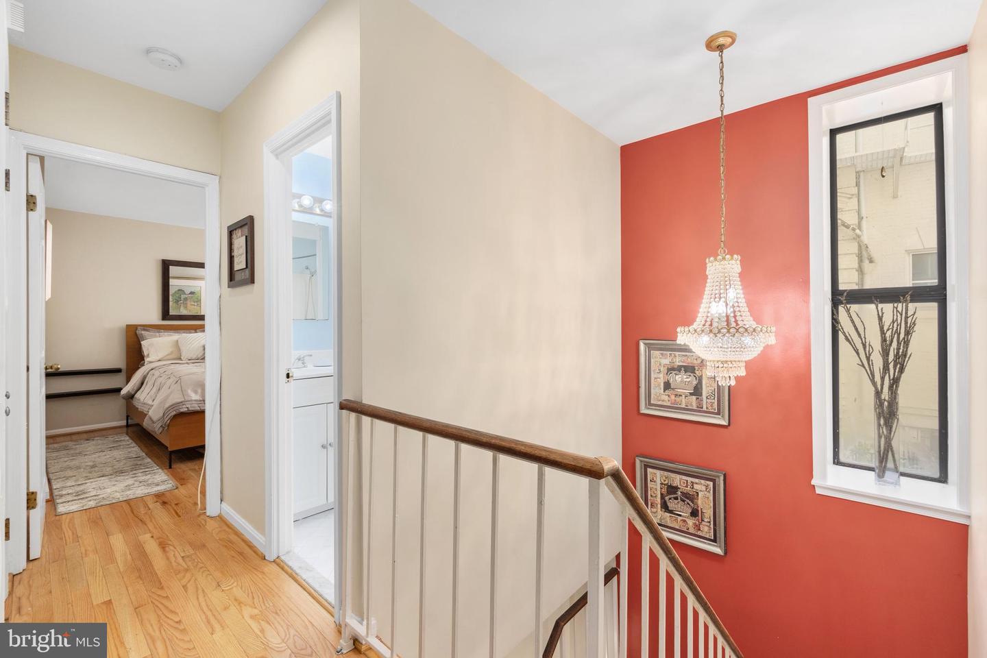 2145 California St Nw #102 Property Photo 9