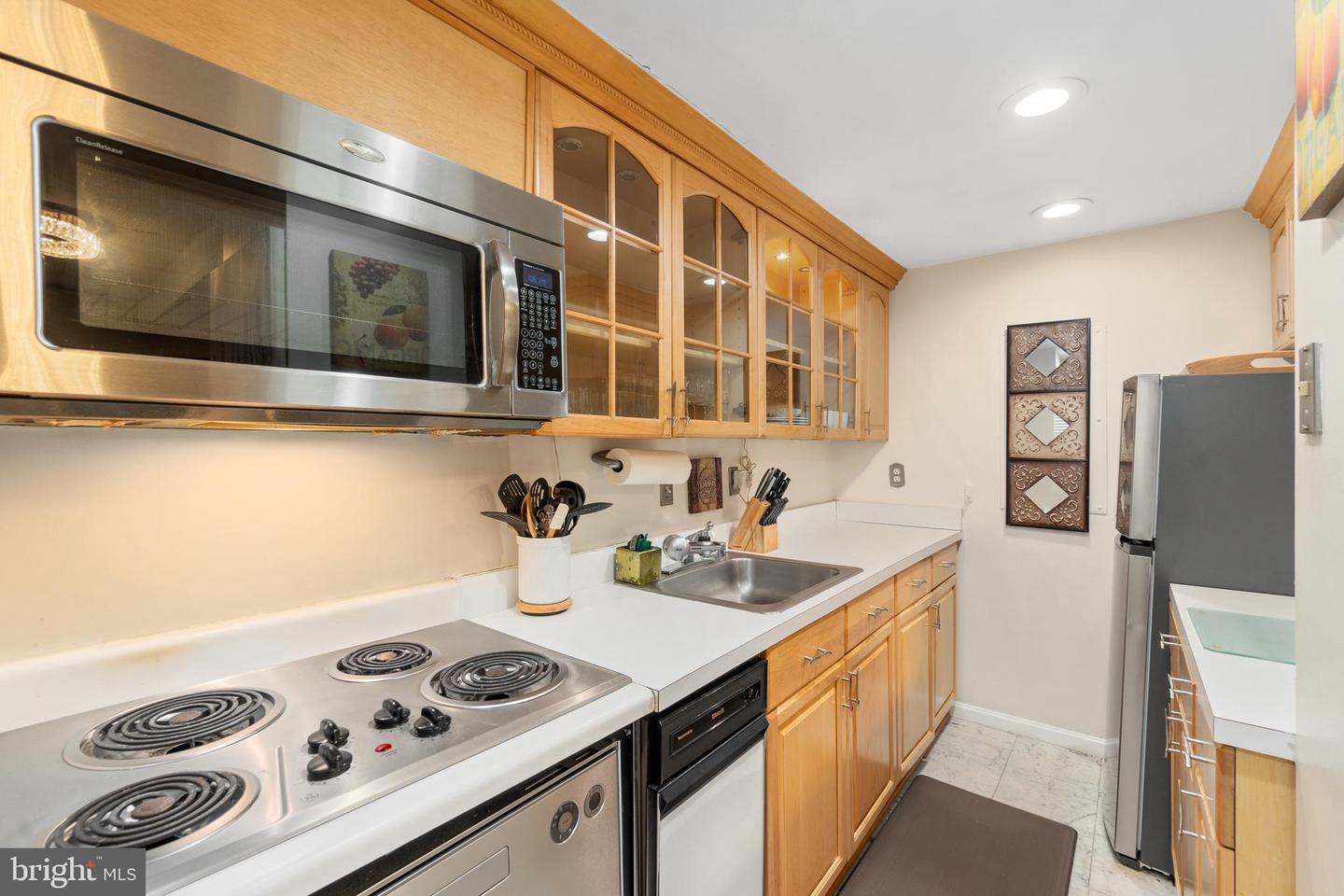 2145 California St Nw #102 Property Photo 12