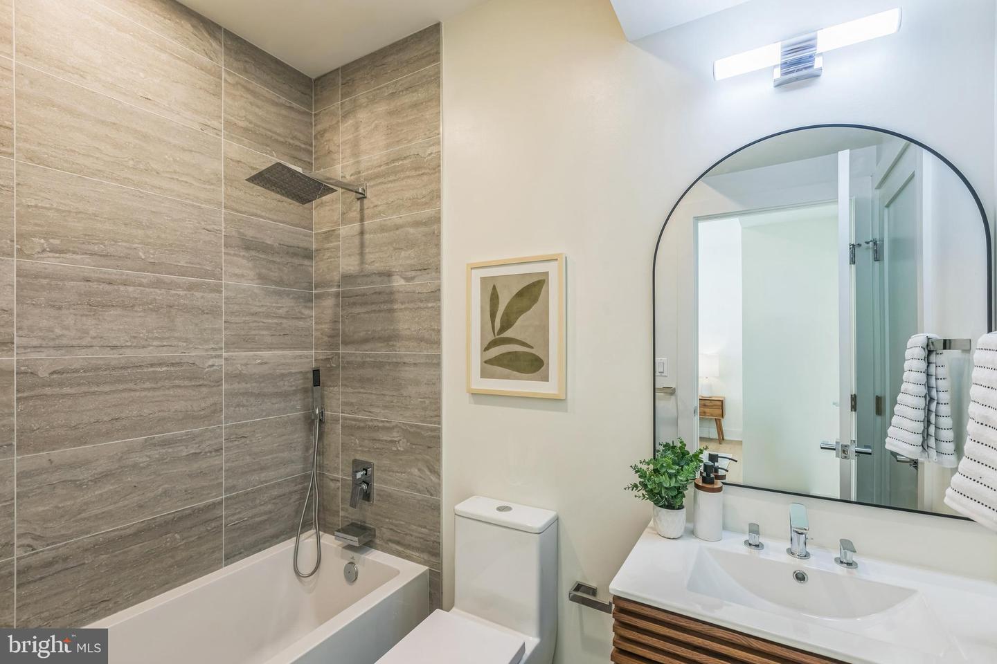 7125 Georgia Avenue Nw #5 Property Photo 11