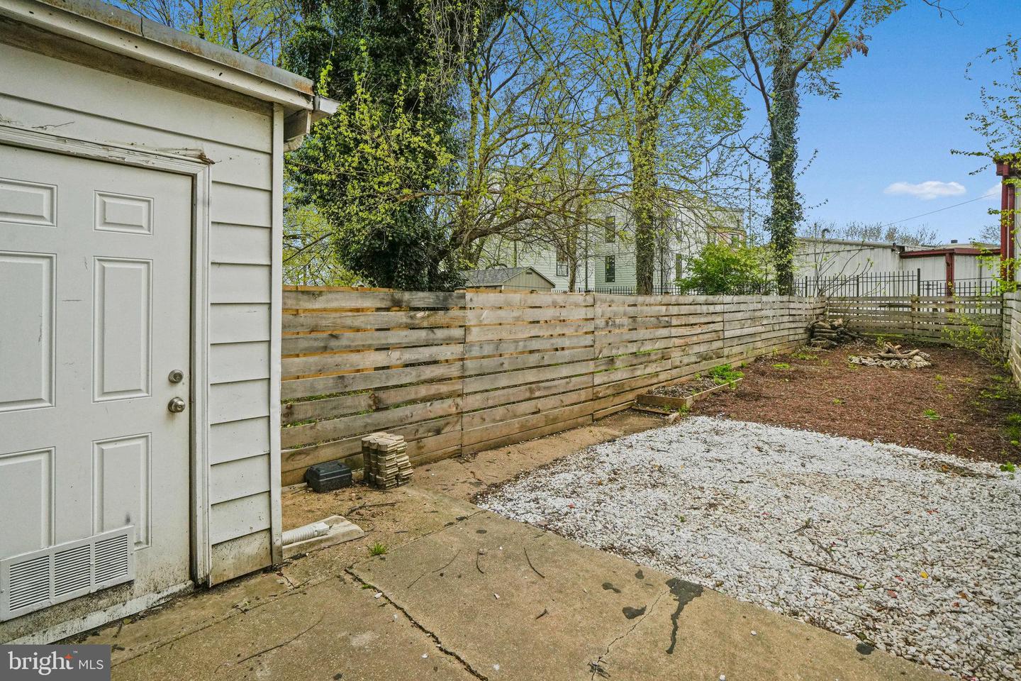 1848 Capitol Ave Ne Property Photo 24