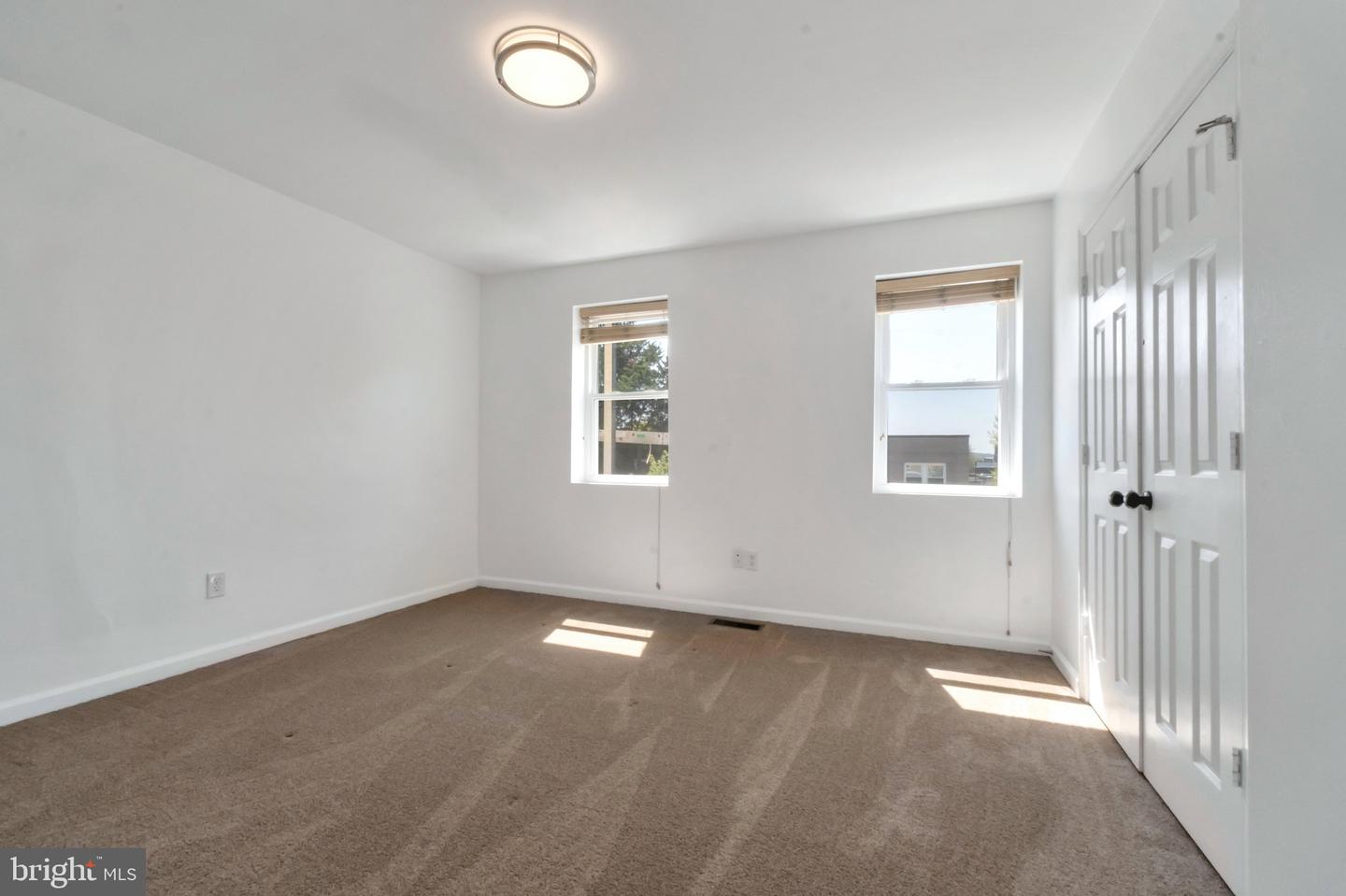 1810 H St Ne Property Photo 10