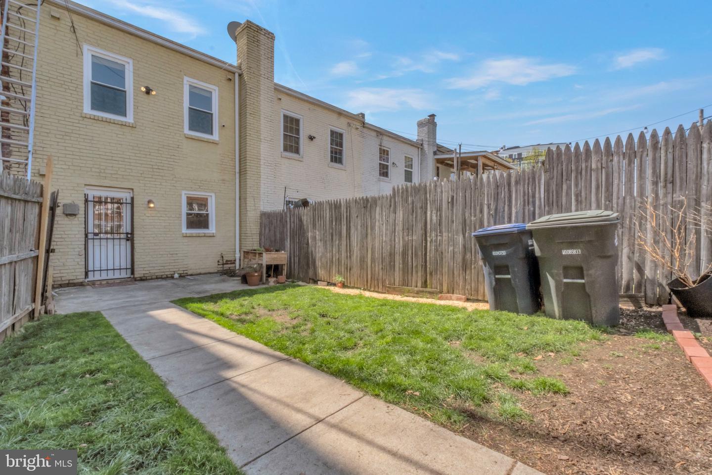 1810 H St Ne Property Photo 11