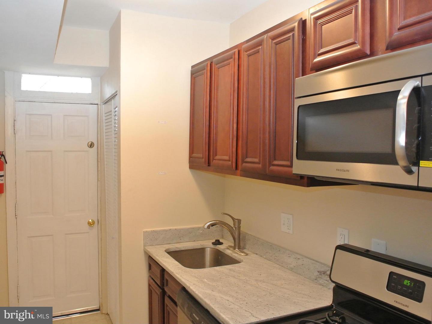 4065 Grant St Ne #2 Property Photo 10