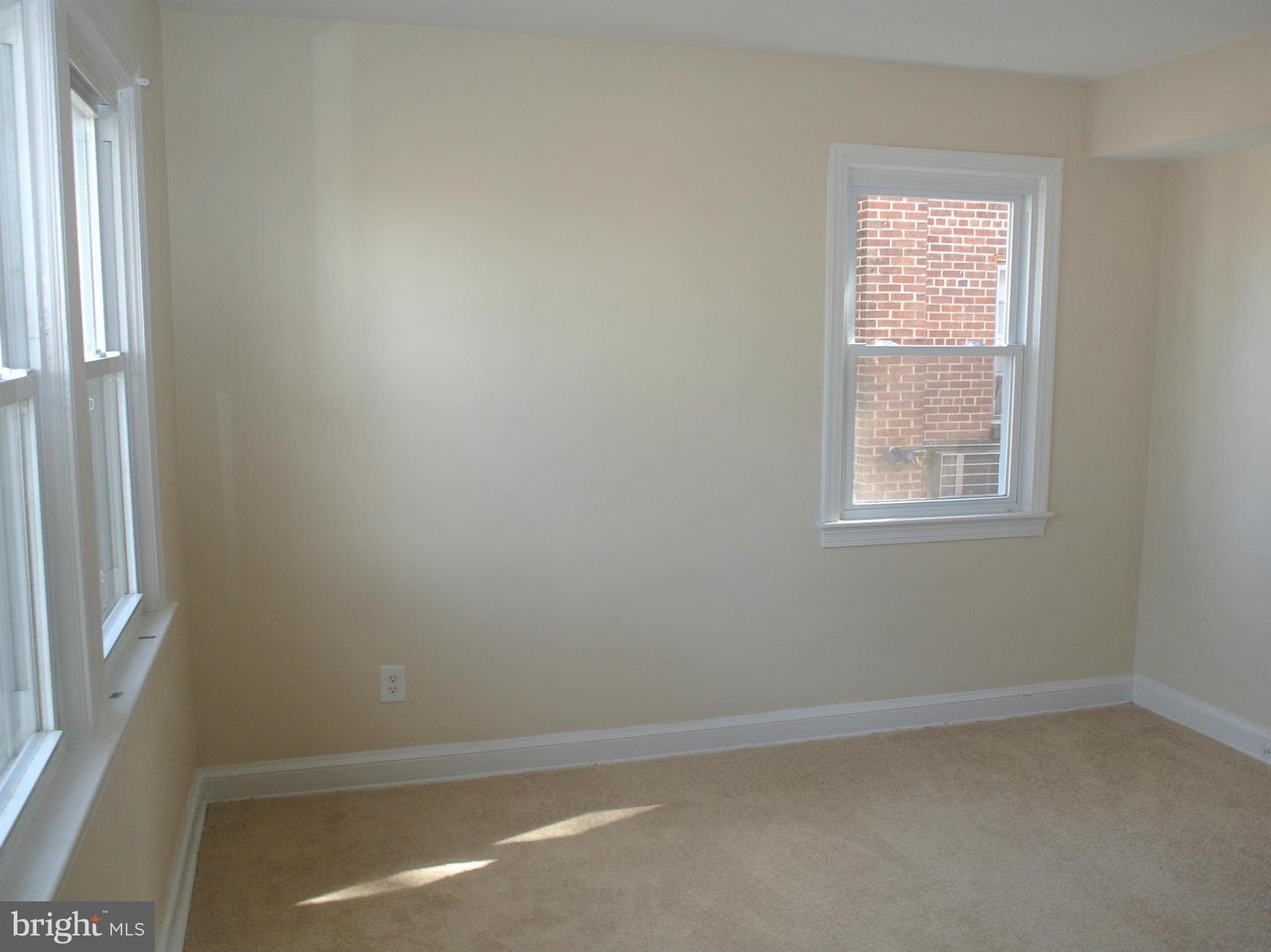 4065 Grant St Ne #2 Property Photo 17