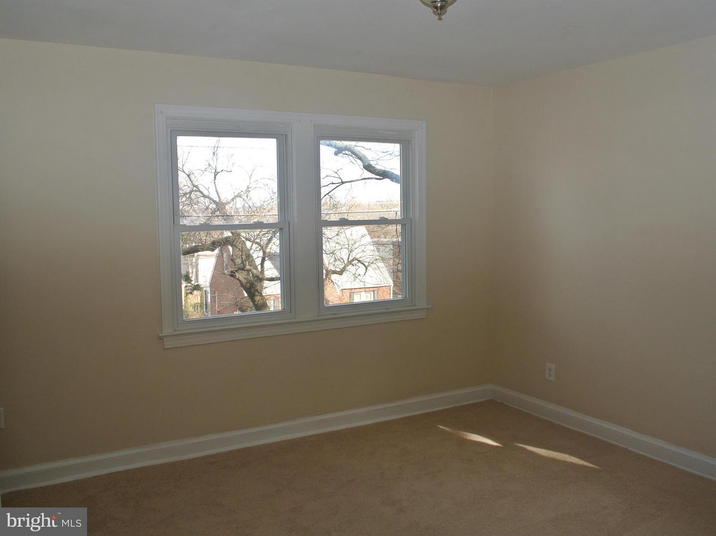 4065 Grant St Ne #2 Property Photo 18