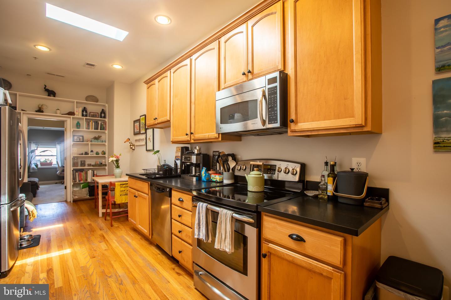 1454 Newton St Nw #401 Property Photo 9