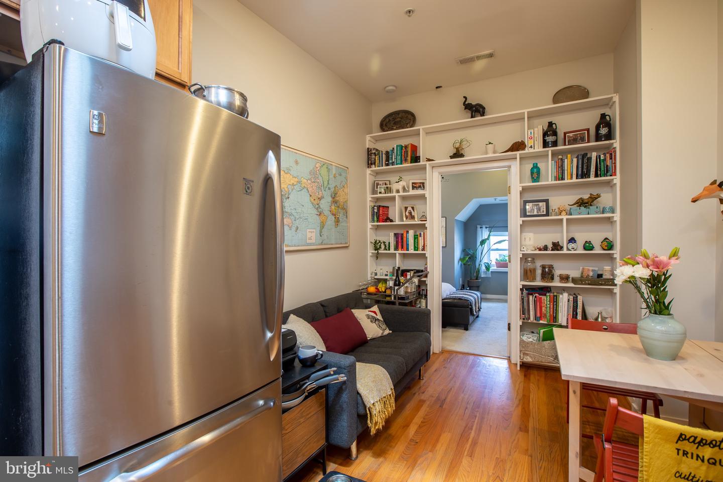 1454 Newton St Nw #401 Property Photo 12