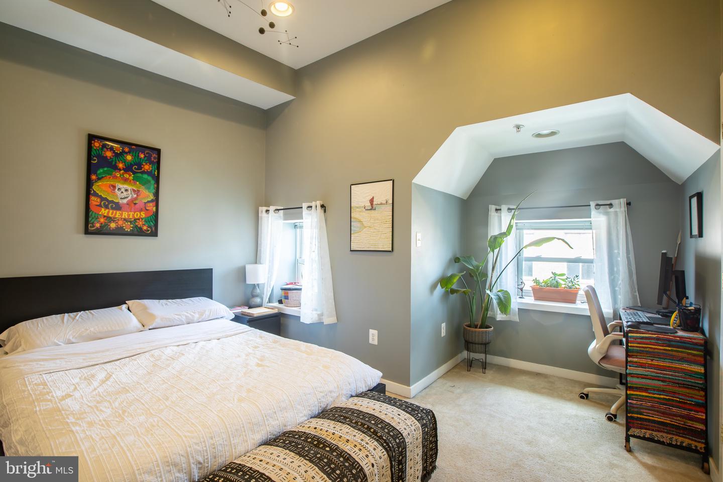 1454 Newton St Nw #401 Property Photo 19