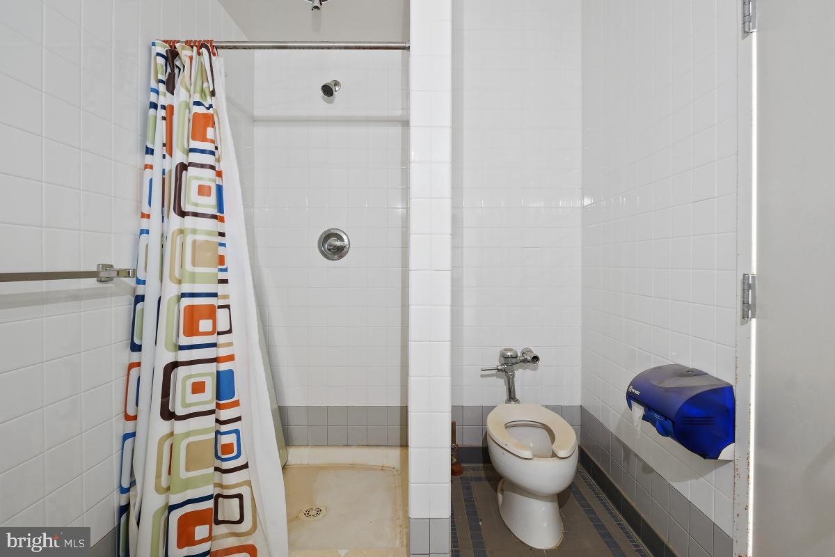 6801 Cameron Dr Nw Property Photo 33