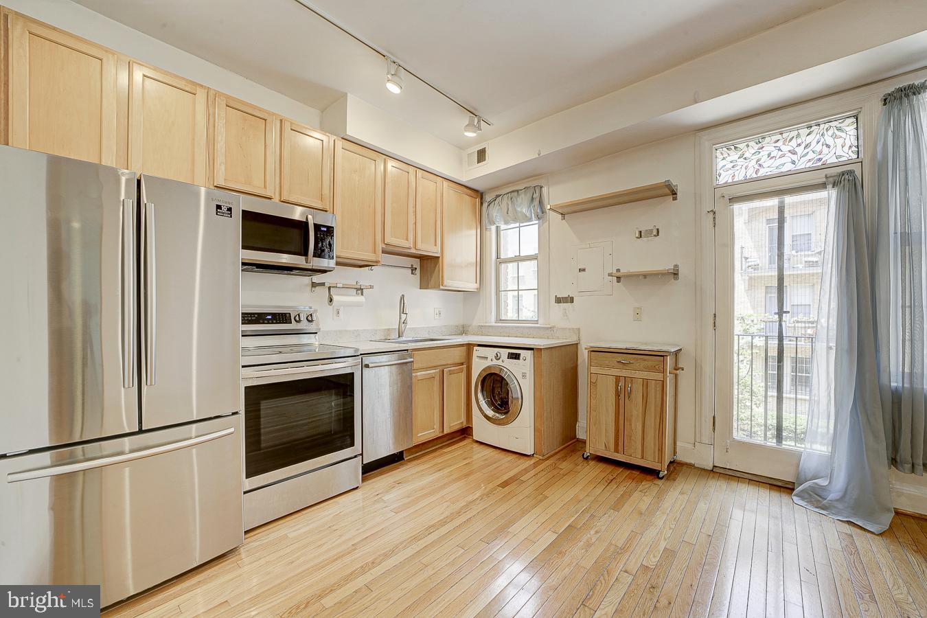 1401 Columbia Rd Nw #219 Property Photo 8