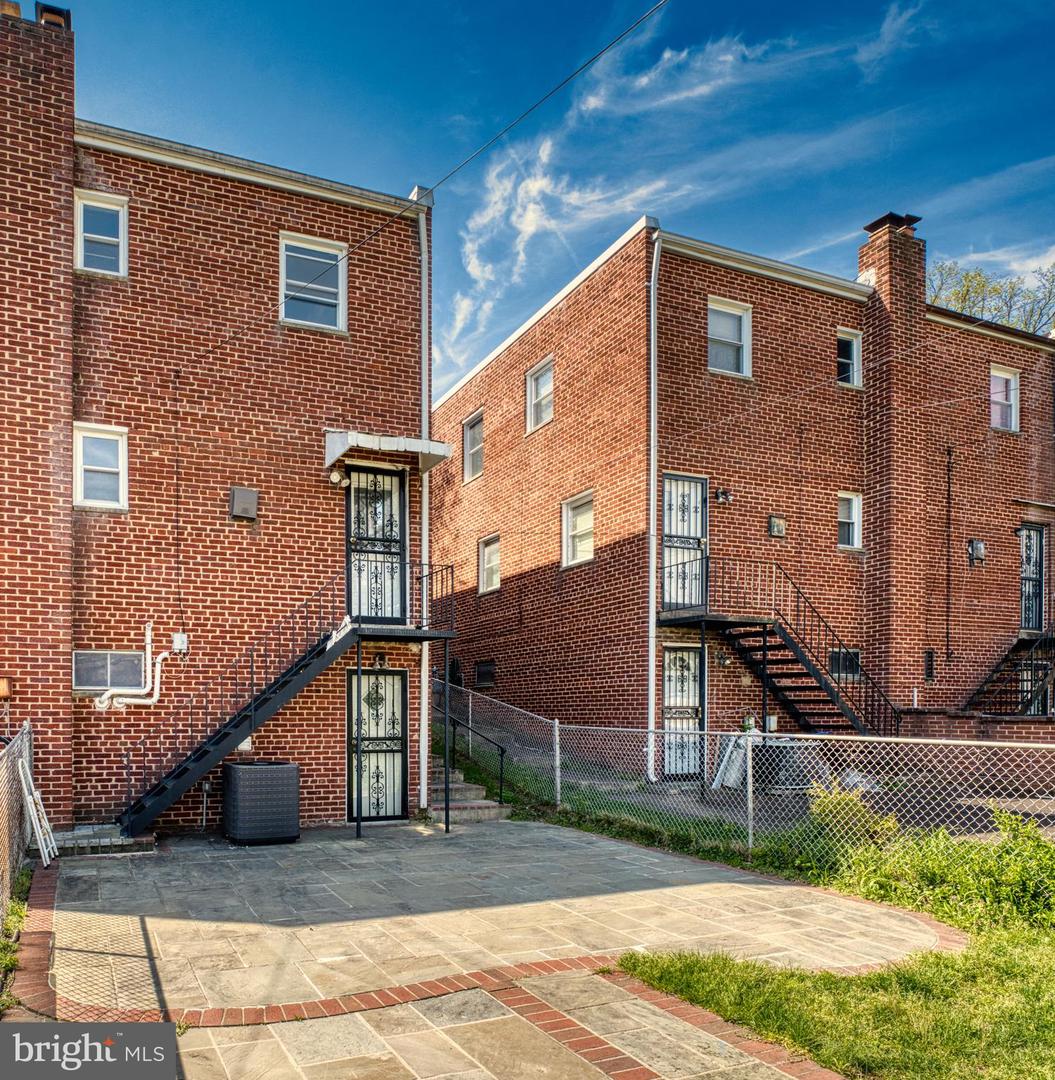 624 Jefferson St Ne Property Photo 45