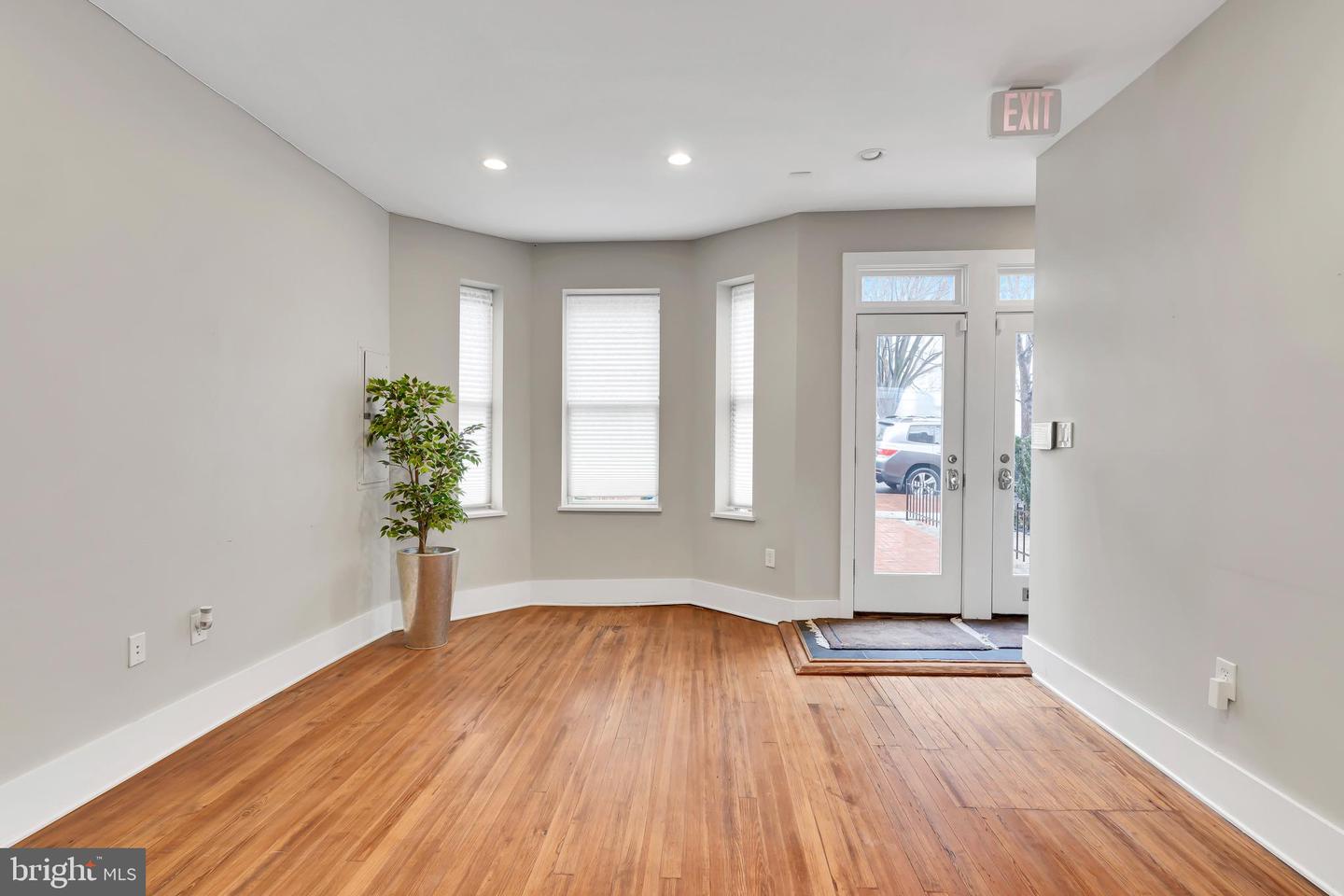 525 2nd St Ne Property Photo 15