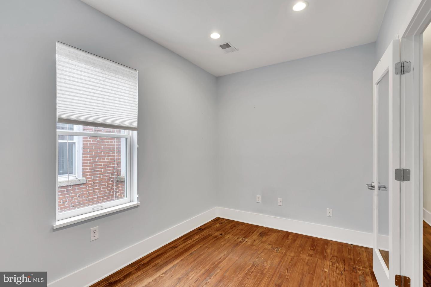 525 2nd St Ne Property Photo 43
