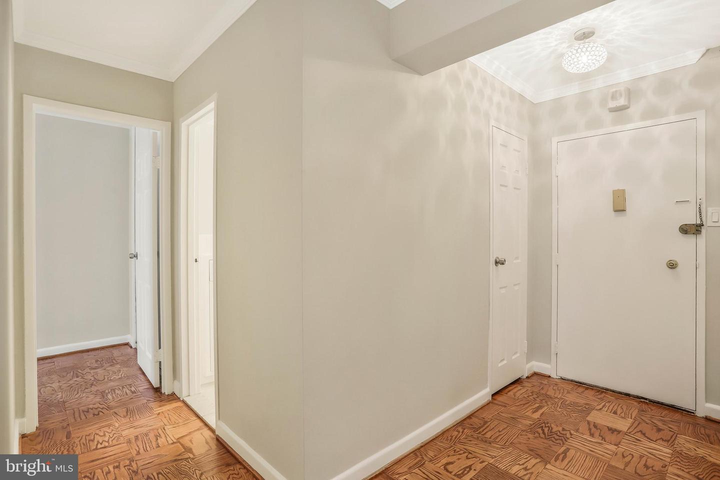 4201 Cathedral Ave Nw #404w Property Photo 23