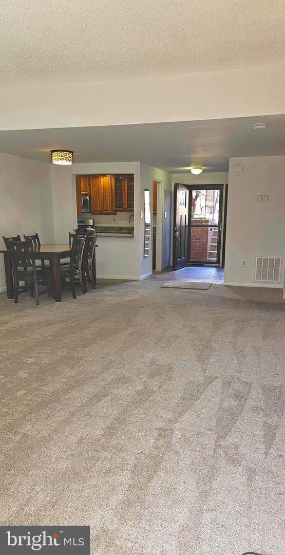 514 Brummel Ct Nw #514 Property Photo 2