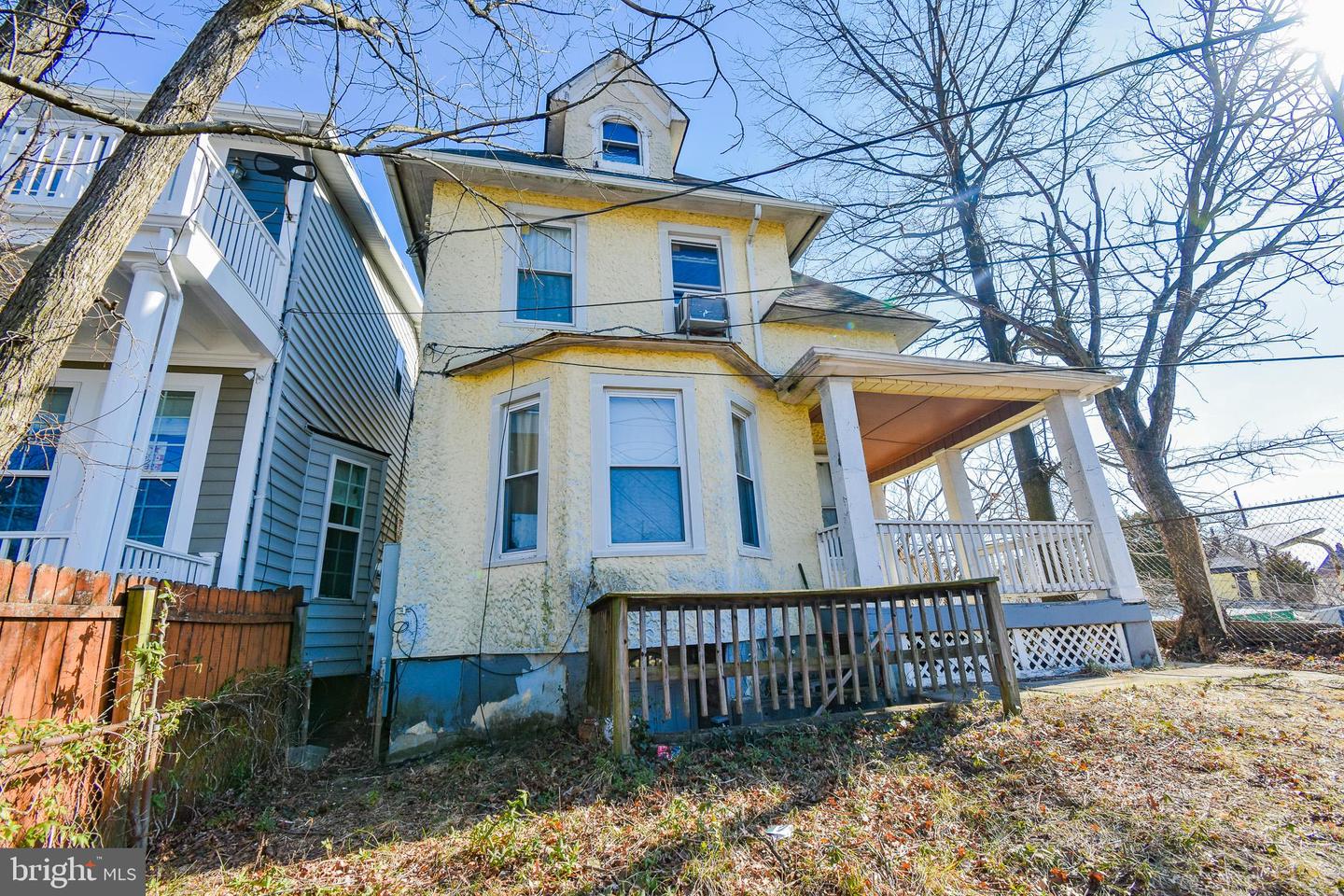1921 Rhode Island Ave Ne Property Photo 2
