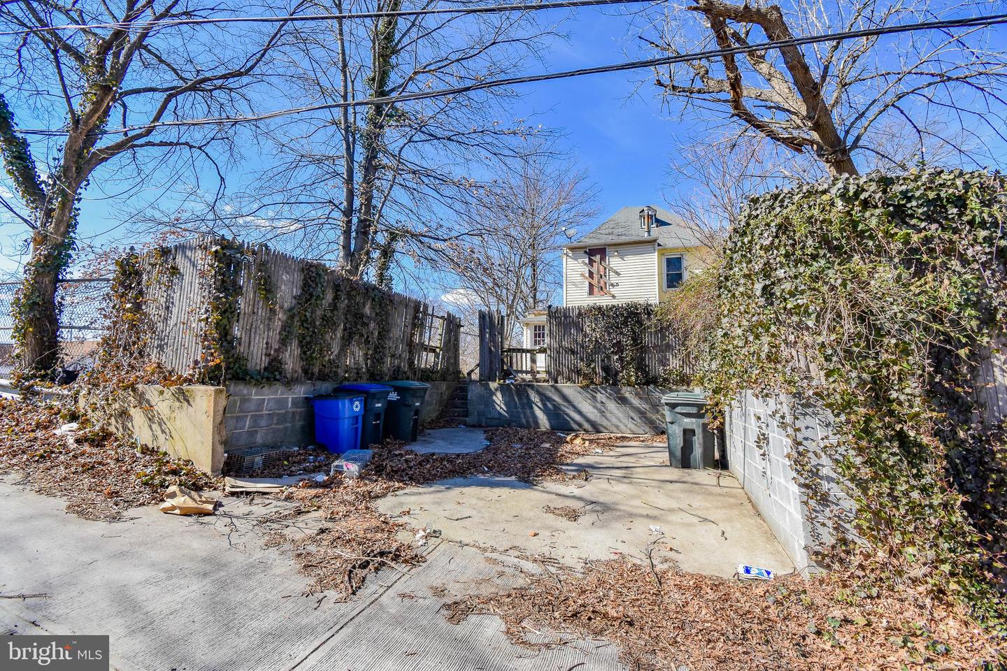 1921 Rhode Island Ave Ne Property Photo 8