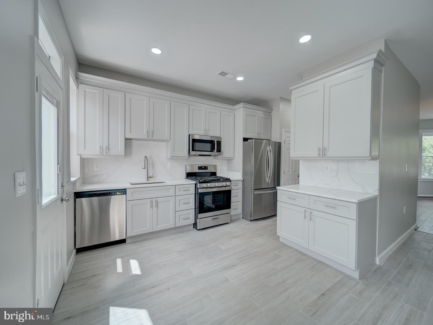 82 T St Nw Property Photo 18