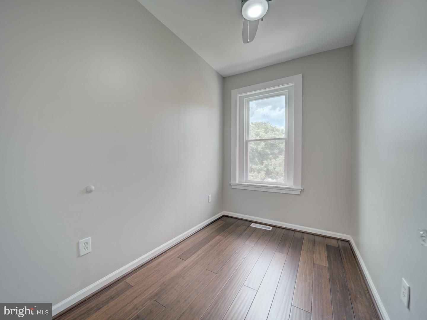 82 T St Nw Property Photo 25