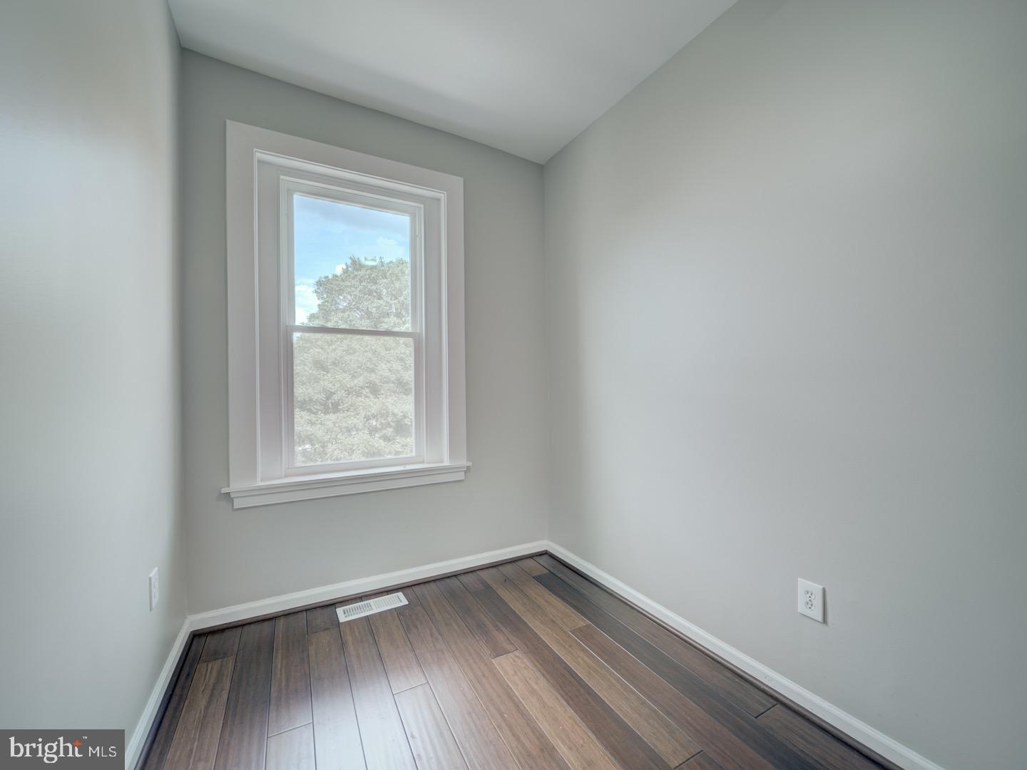 82 T St Nw Property Photo 26