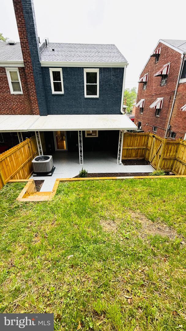 709 Adrian St Se Property Photo 79