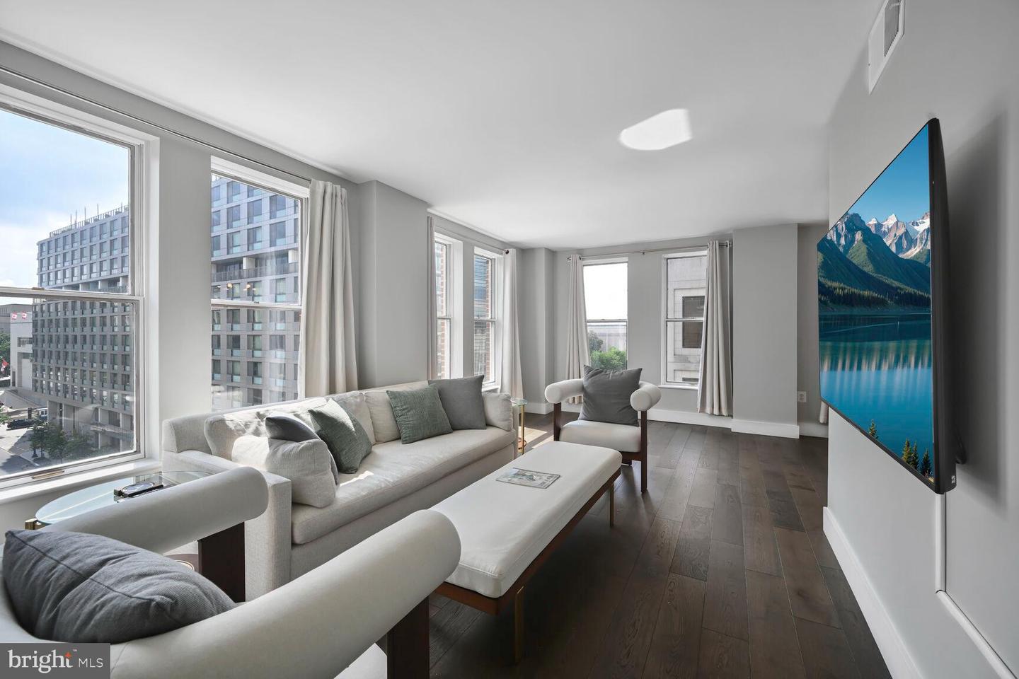 601 Pennsylvania Ave Nw #610 Property Photo