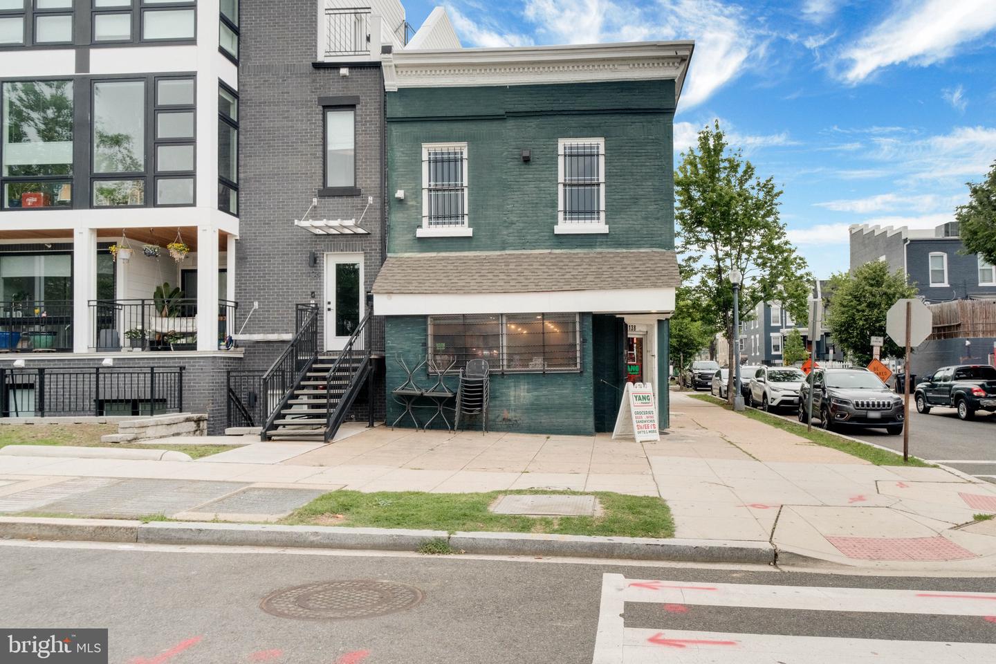 138 U St Ne Property Photo 3