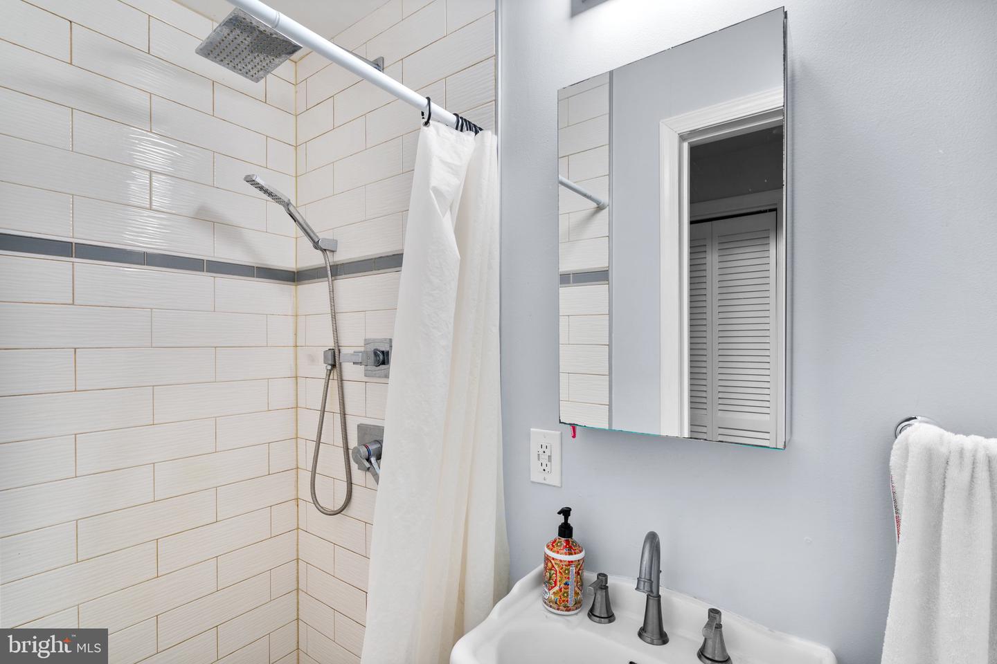 1658 West Virginia Ne #101 Property Photo 21