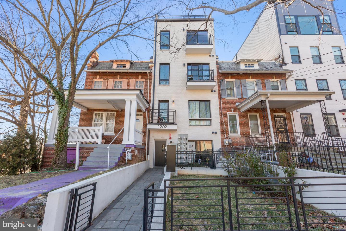 1202 Longfellow St Nw #5 Property Photo 1