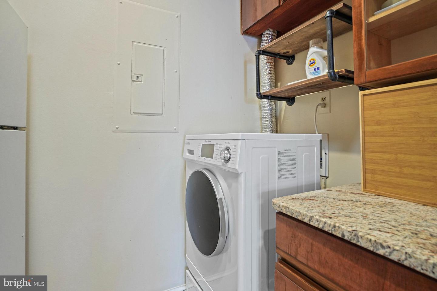 1413 Hopkins St Nw Property Photo 27