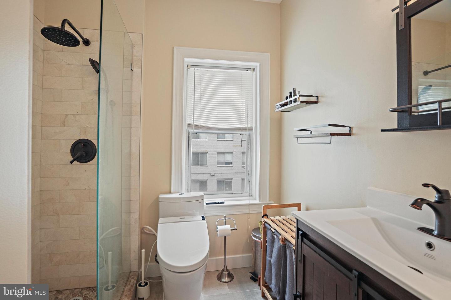 1413 Hopkins St Nw Property Photo 35