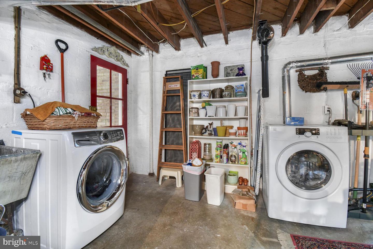 4212 Ingomar St Nw Property Photo 32