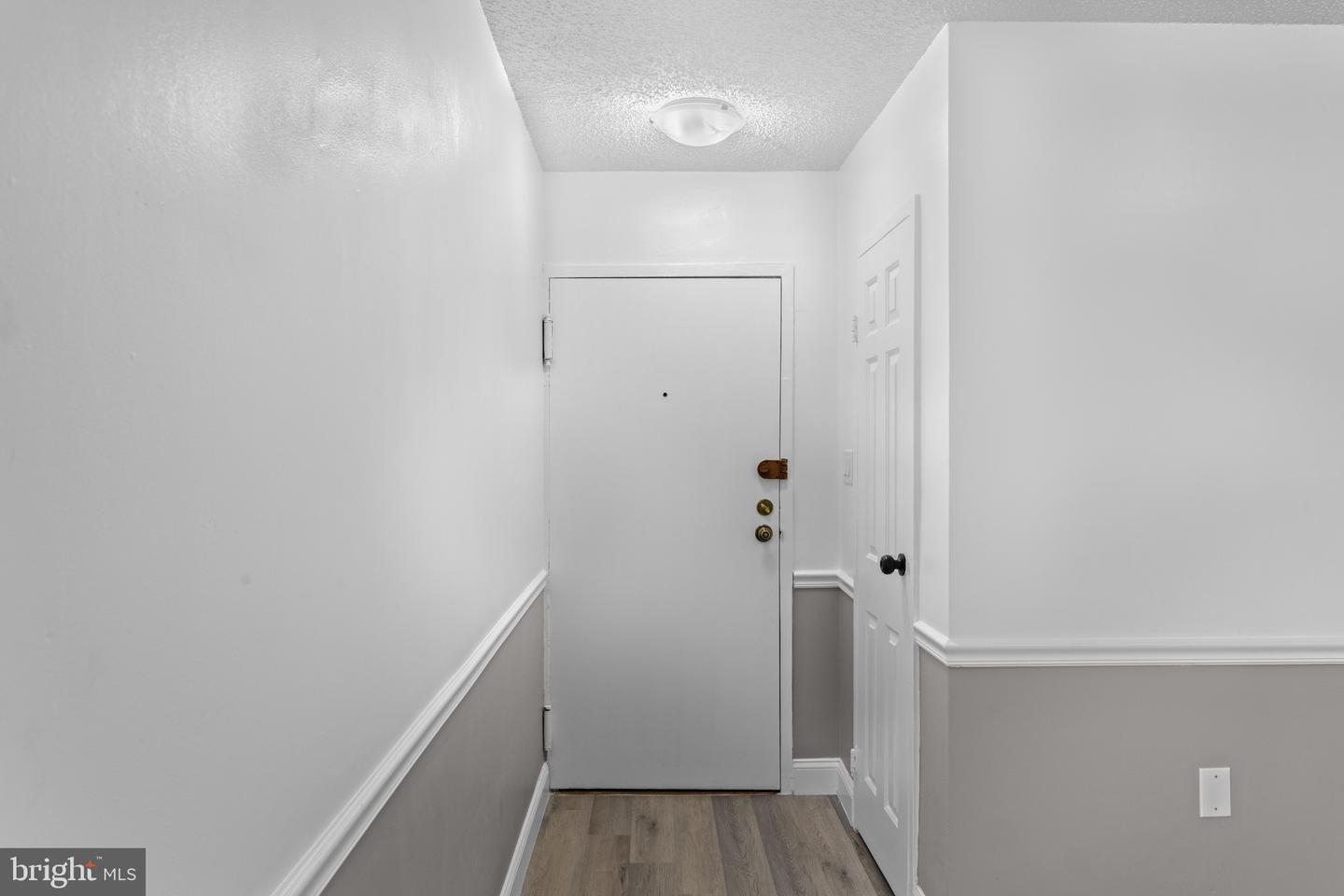 4717 1st St Sw #203 Property Photo 2