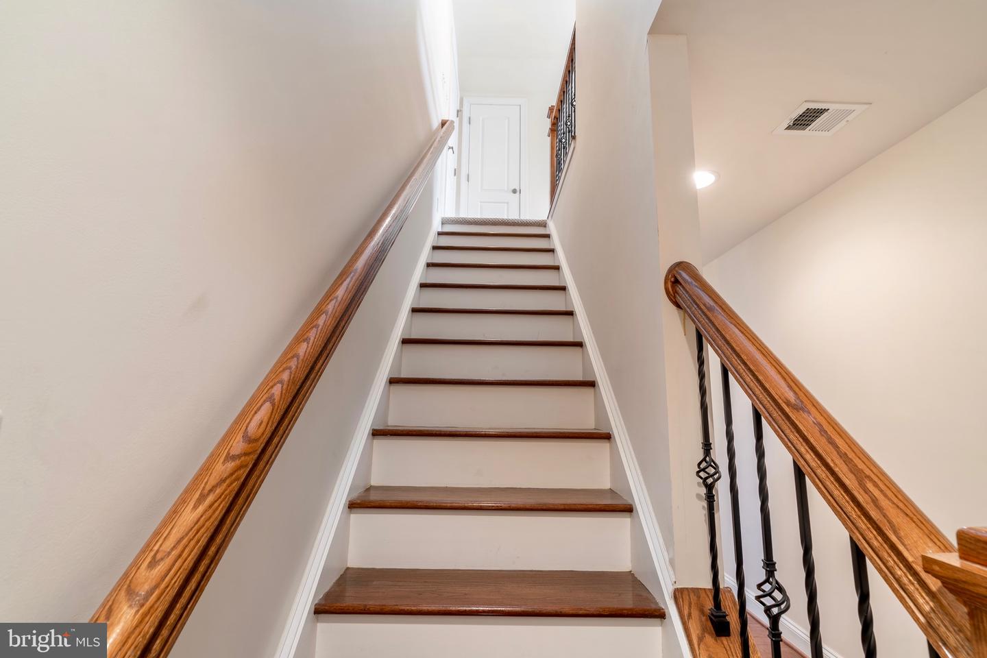 6139 Sligo Mill Rd Ne Property Photo 27