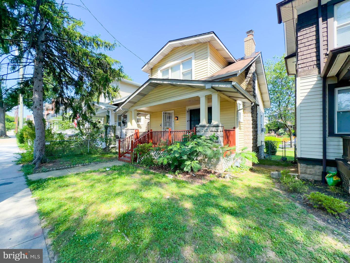2636 RHODE ISLAND AVE NE Property Photo 1