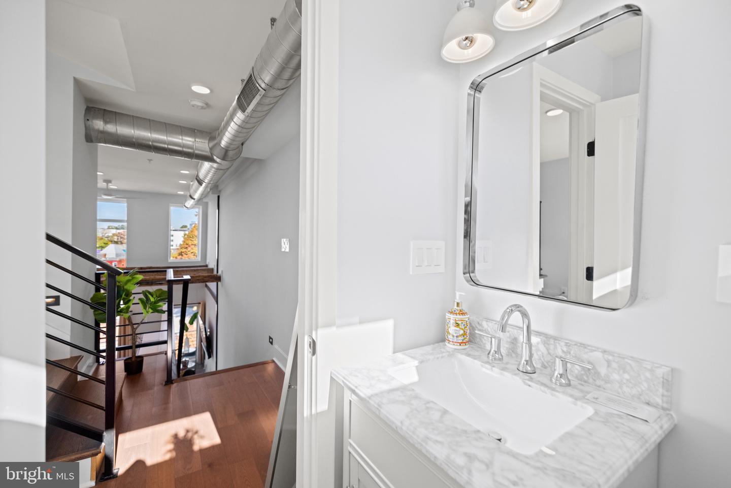 1417 Maryland Ave Ne Property Photo 113