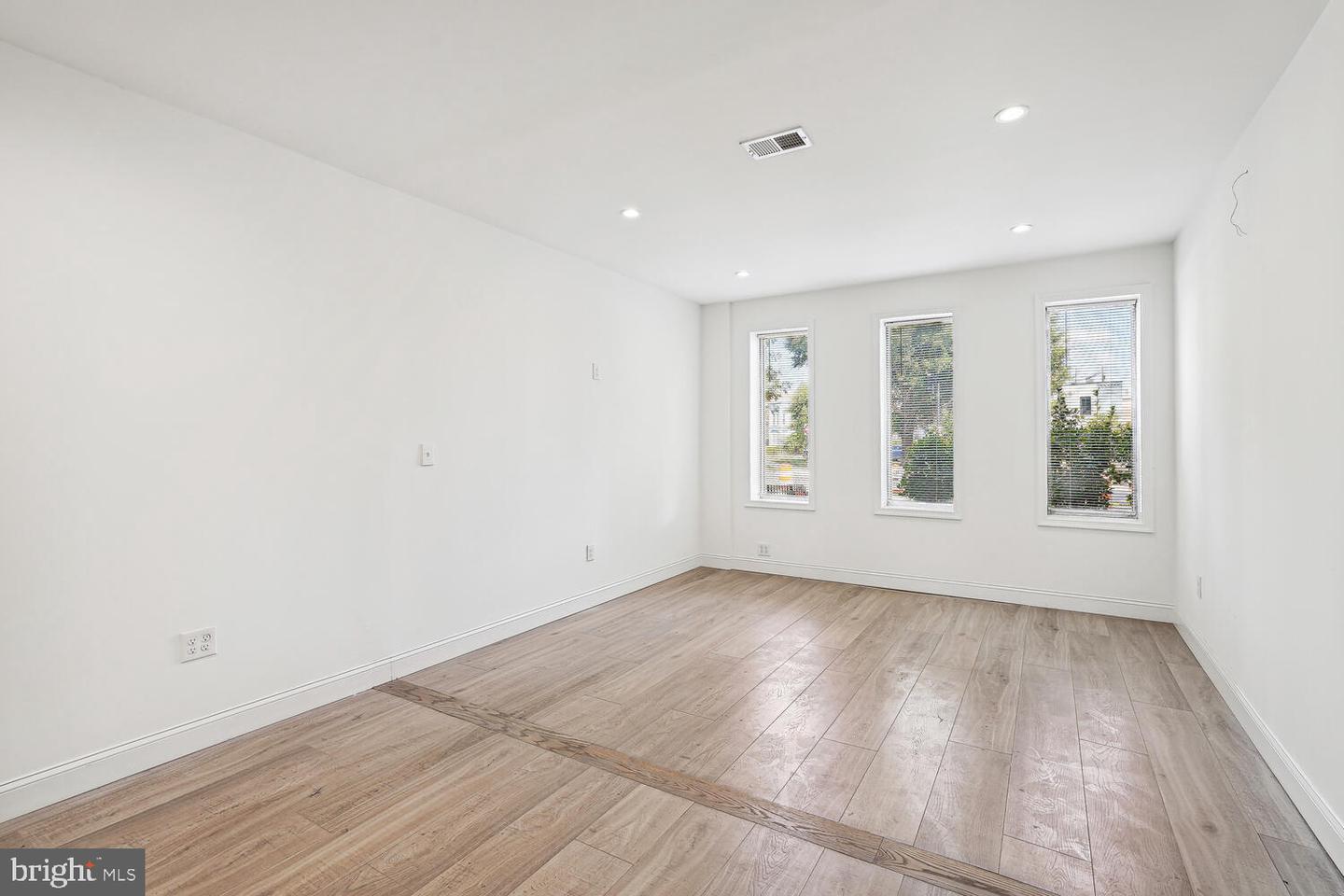 1802 11th St Nw Property Photo 9