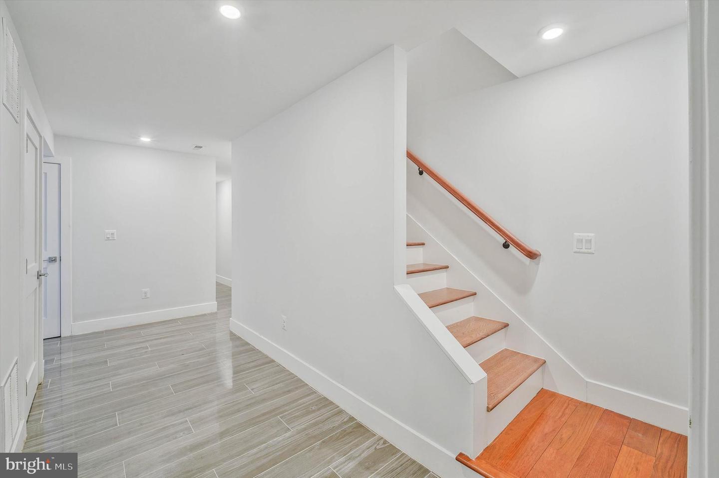 1240 Columbia Rd Nw #1 Property Photo 17