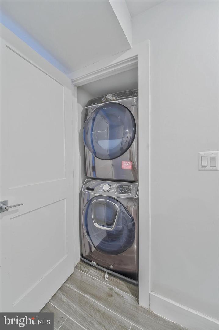 1240 Columbia Rd Nw #1 Property Photo 18